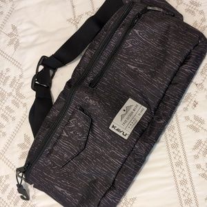 Kavu Kiyo Carryall - Waist/Shoulder strap Bag (NEW)